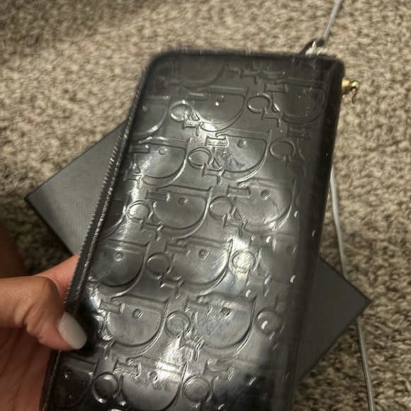VINTAGE Dior Black Embossed Zip Wallet - Picture 2 of 8